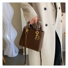 Women’s Handbags 