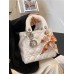 Women’s Handbags 