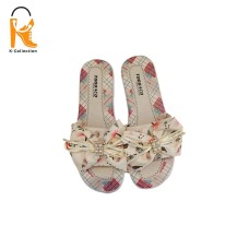 ﻿Plastic Slippers
