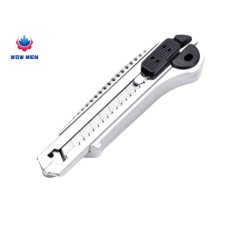 ﻿Metal scalpel