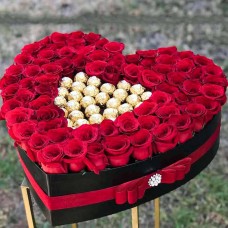 Heart shaped box of roses 