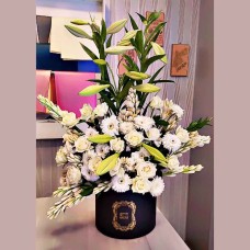 White Rose Box Bouquet 