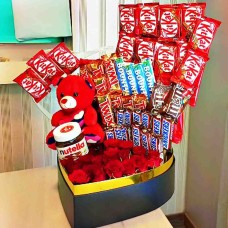 Luxury Box of Damask Roses with Assorted Chocolate Bars 