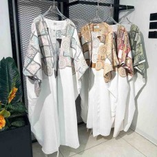  Women's Bisht