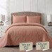 Elegant Quilted Bedding Set – Premium Comfort & Style