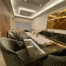 elegant dining table