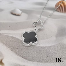 Silver necklace