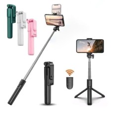 Selfie Stick with Tripod – Offer: 3 pieces