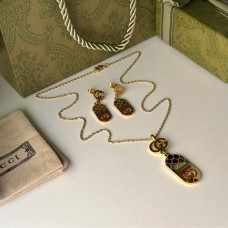 Accessories set