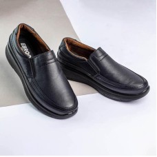 Man's shoes