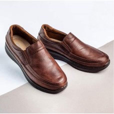 Man's shoes