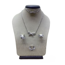 ﻿Silver Set 
