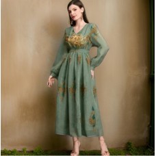 ﻿Women's dress