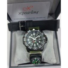 Men's wristwatch