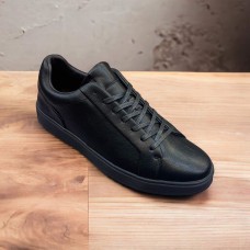 Man's shoes