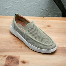 Man's shoes
