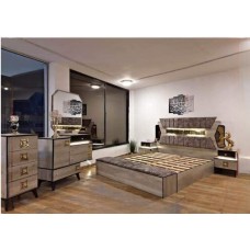 ﻿Master bedroom.