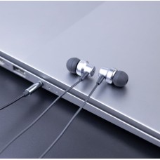 wired headphone