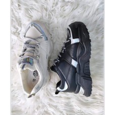 Women's  shoes