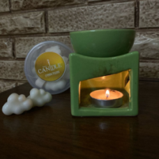 Incense burner with exquisite aromatic fragrances.