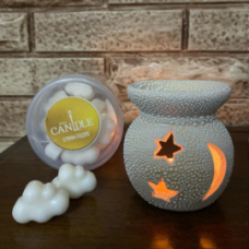 Incense burner with exquisite aromatic fragrances.