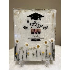 Graduation gift with resin