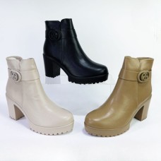 Women's shoes