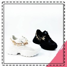 Women's shoes