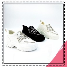 Women's shoes